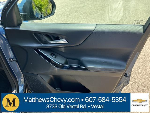 used 2025 Chevrolet Equinox car, priced at $32,904