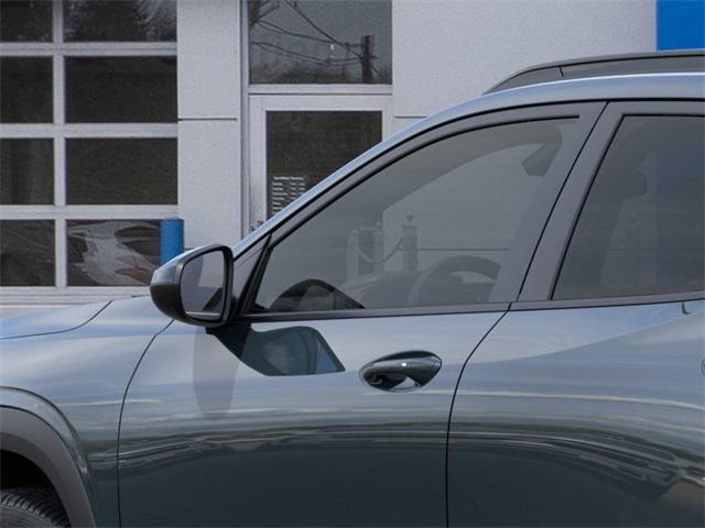 new 2025 Chevrolet Trax car