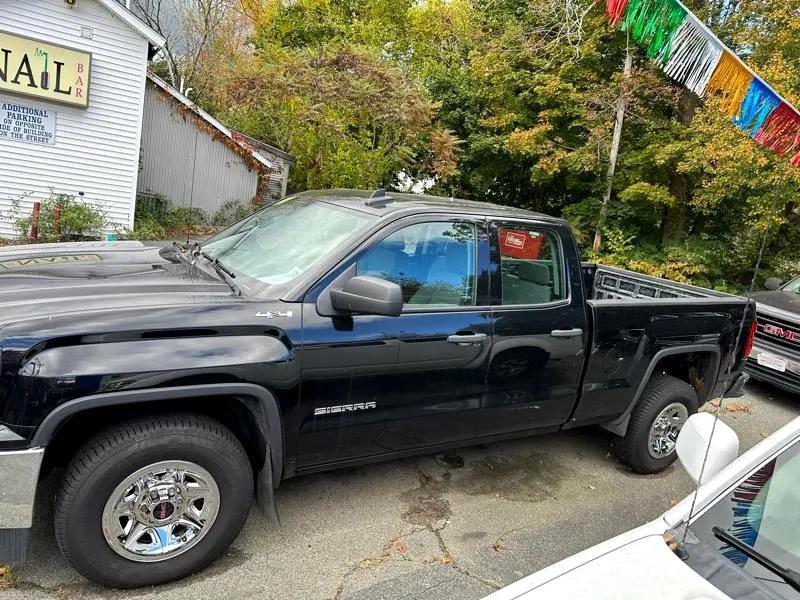 used 2017 GMC Sierra 1500 car, priced at $15,995