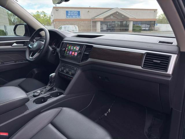 used 2021 Volkswagen Atlas car, priced at $18,999