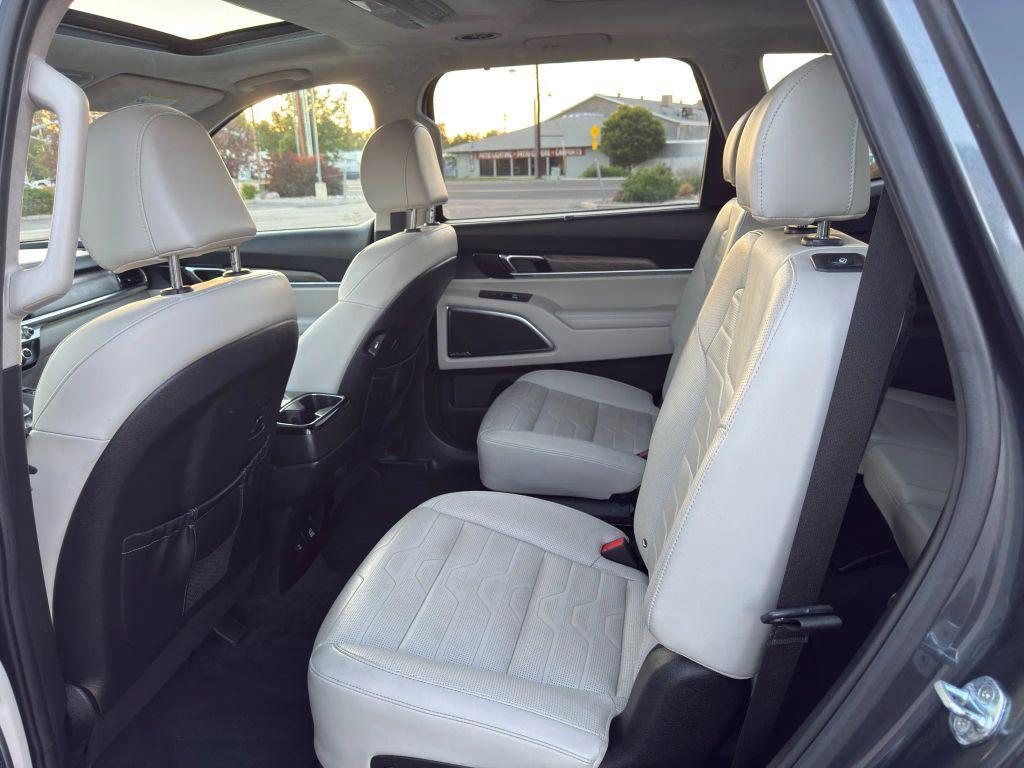 used 2022 Kia Telluride car, priced at $26,999