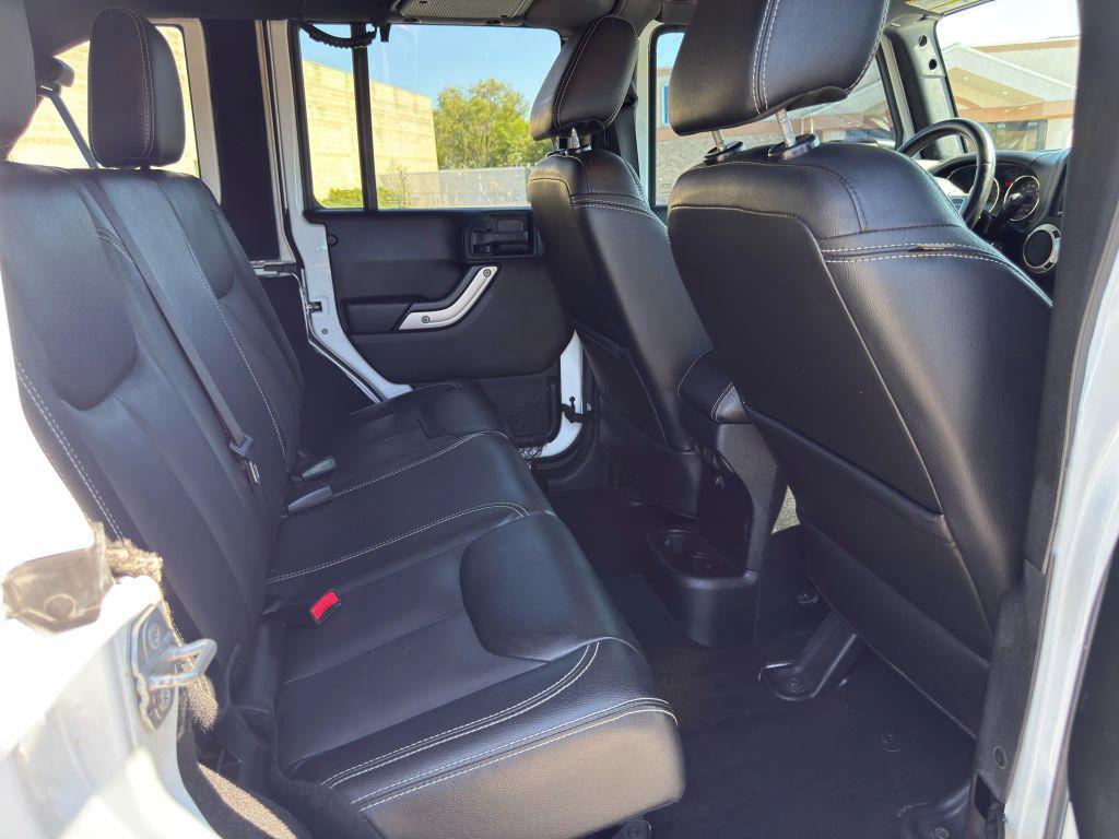 used 2015 Jeep Wrangler Unlimited car, priced at $22,000