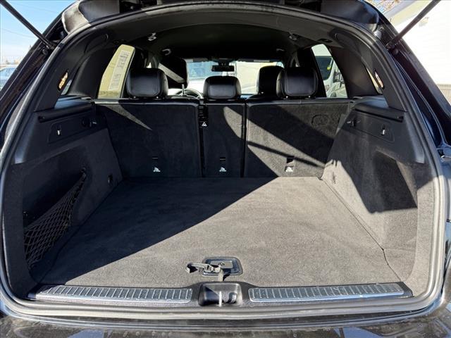 used 2020 Mercedes-Benz GLC 300 car