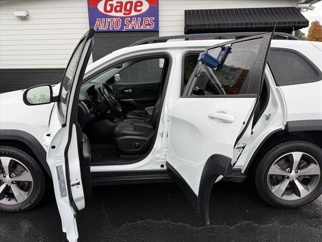 used 2020 Jeep Cherokee car, priced at $14,888