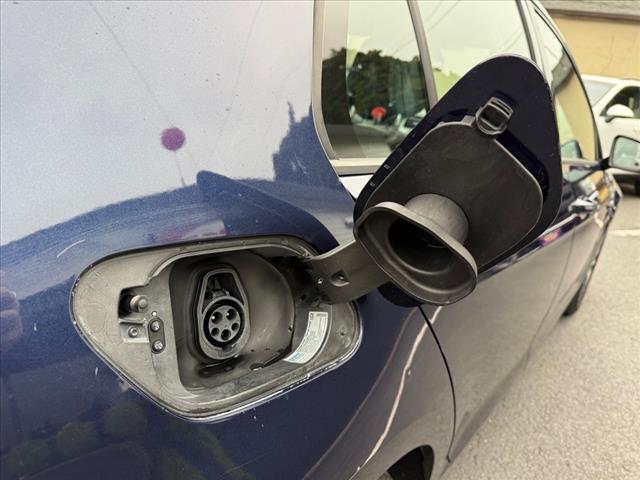 used 2016 Volkswagen e-Golf car, priced at $11,460