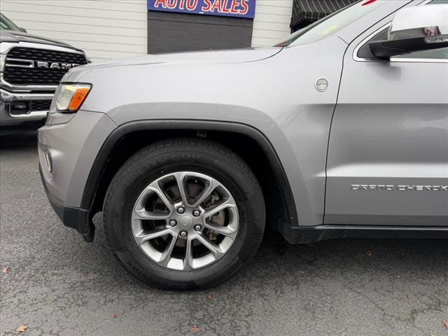 used 2016 Jeep Grand Cherokee car, priced at $17,888