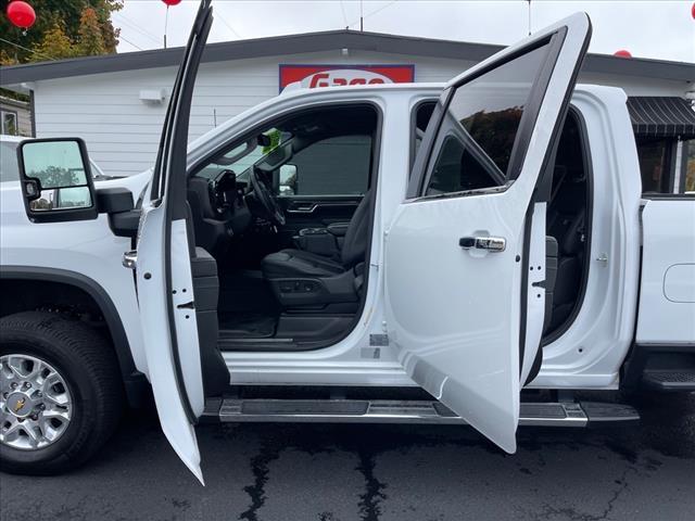 used 2024 Chevrolet Silverado 2500 car