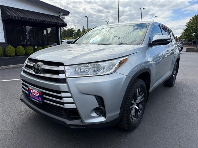 used 2019 Toyota Highlander car, priced at $22,460