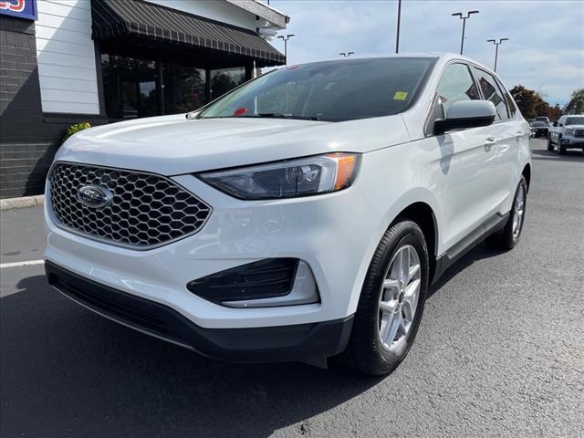 used 2024 Ford Edge car, priced at $27,888