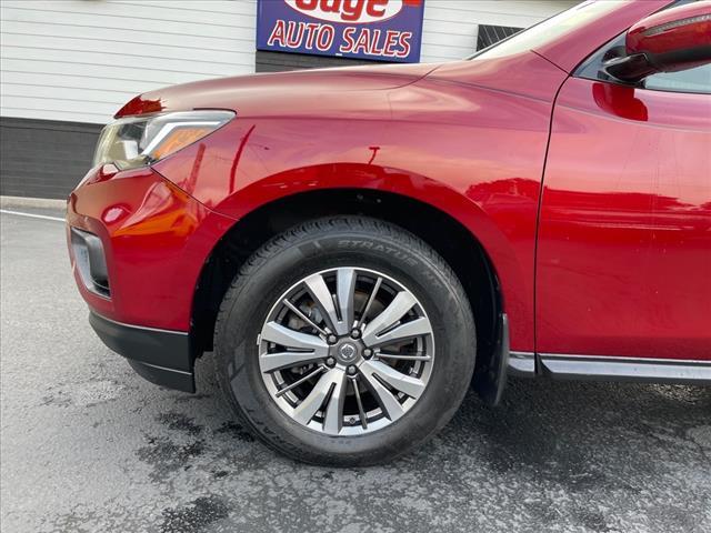 used 2019 Nissan Pathfinder car, priced at $17,460