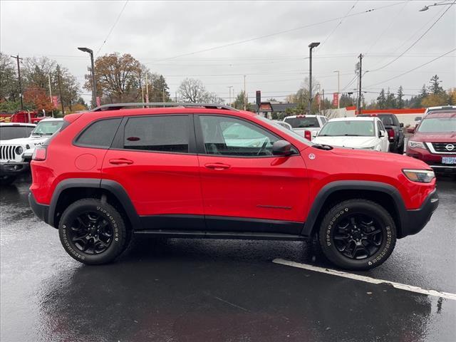 used 2019 Jeep Cherokee car