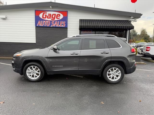 used 2017 Jeep Cherokee car