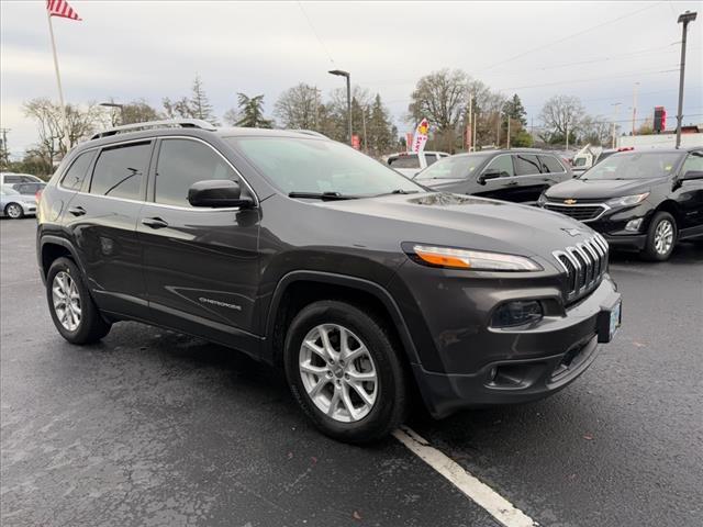 used 2017 Jeep Cherokee car