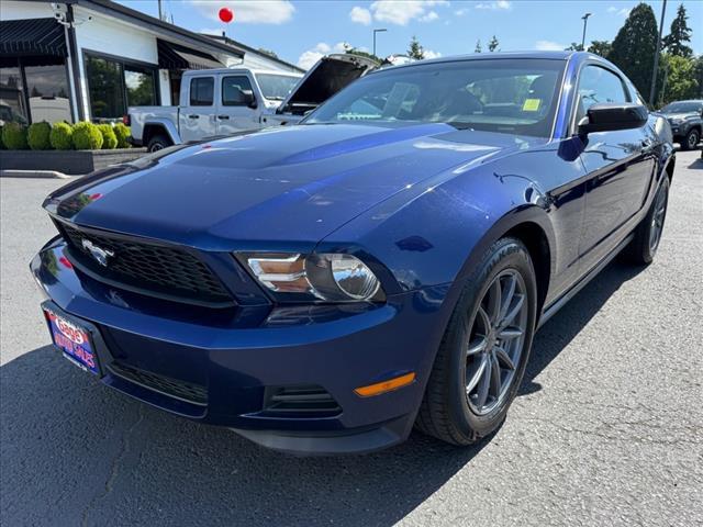 used 2012 Ford Mustang car