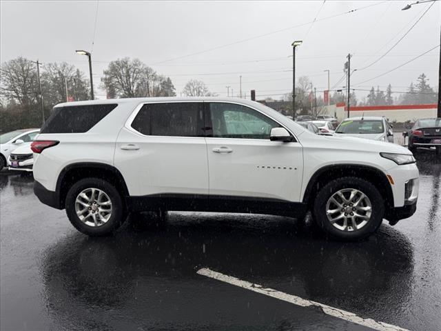 used 2022 Chevrolet Traverse car, priced at $26,460