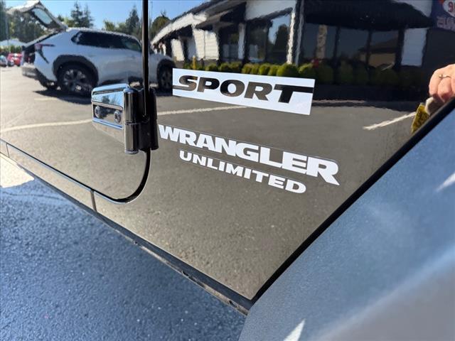 used 2015 Jeep Wrangler Unlimited car, priced at $22,000