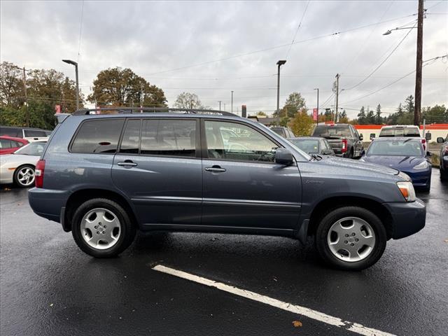 used 2005 Toyota Highlander car, priced at $9,888