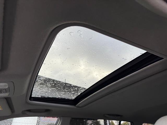 used 2005 Toyota Highlander car, priced at $9,888