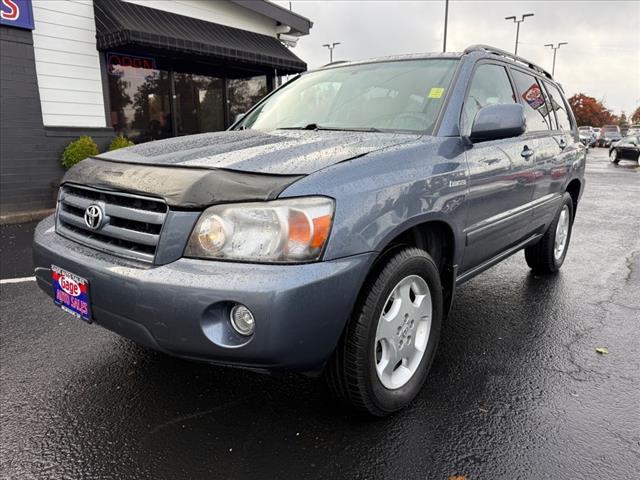 used 2005 Toyota Highlander car, priced at $9,888