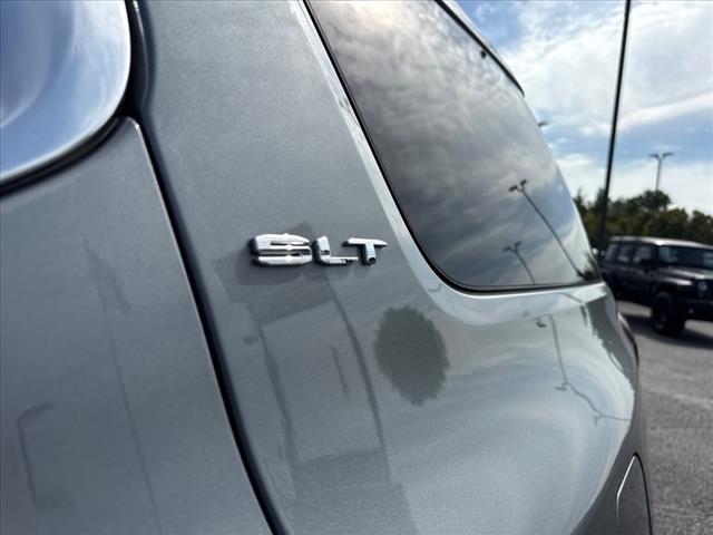 used 2023 GMC Acadia car, priced at $28,460