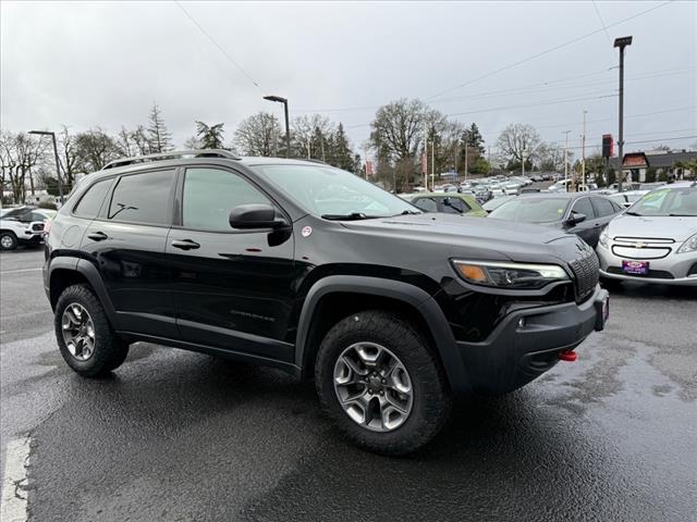 used 2019 Jeep Cherokee car