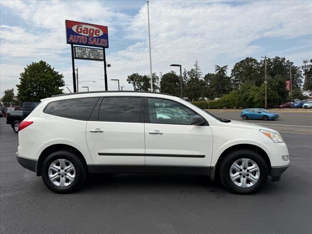 used 2011 Chevrolet Traverse car, priced at $8,888