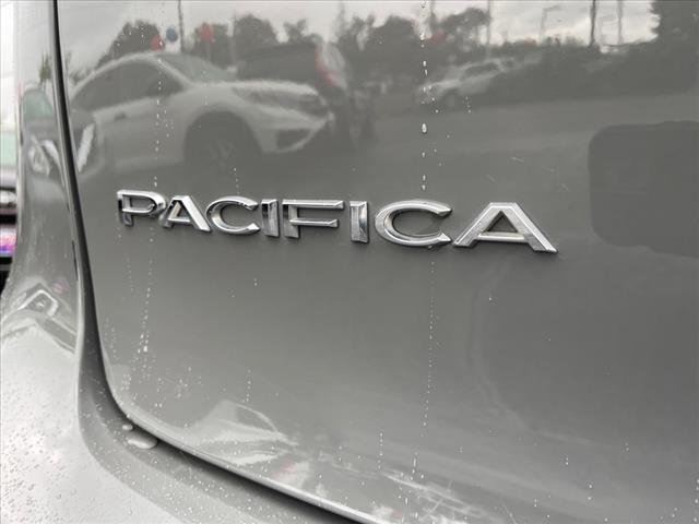 used 2022 Chrysler Pacifica car