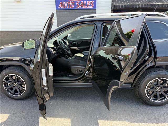 used 2017 Jeep Cherokee car, priced at $12,888