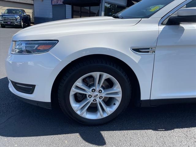 used 2015 Ford Taurus car