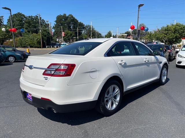 used 2015 Ford Taurus car