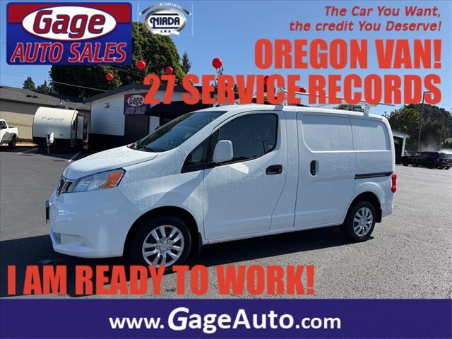 used 2016 Nissan NV200 car