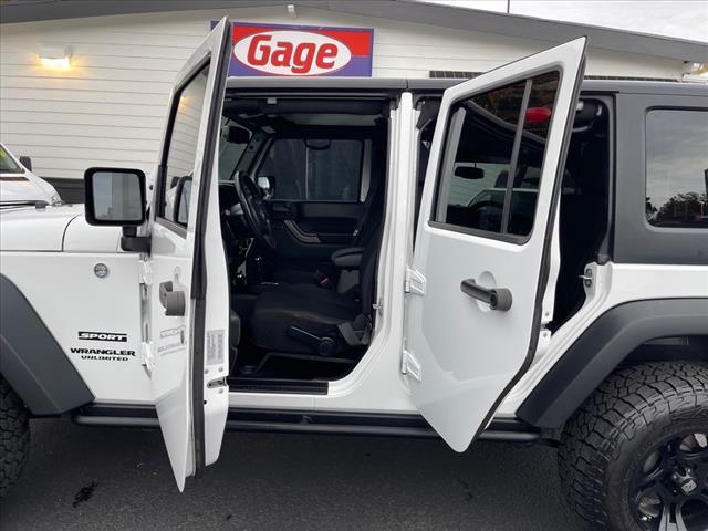 used 2015 Jeep Wrangler Unlimited car, priced at $16,888