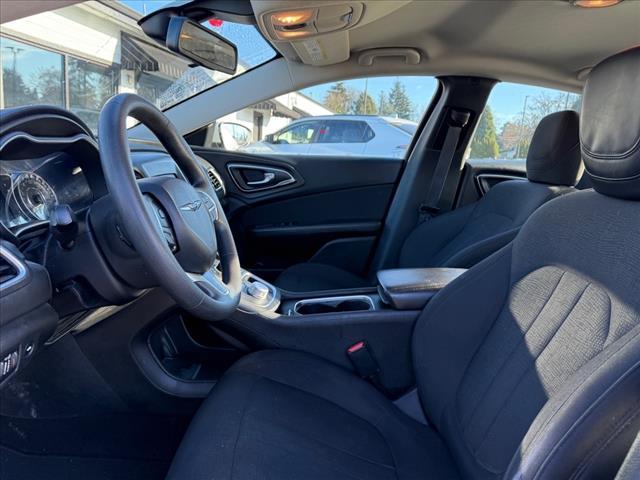 used 2016 Chrysler 200 car