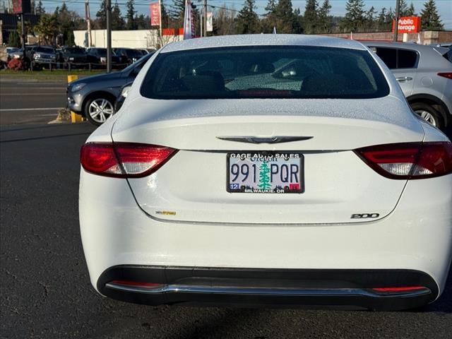 used 2016 Chrysler 200 car