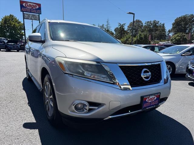 used 2016 Nissan Pathfinder car, priced at $11,888