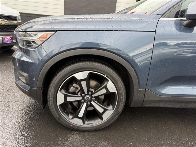 used 2019 Volvo XC40 car, priced at $19,888