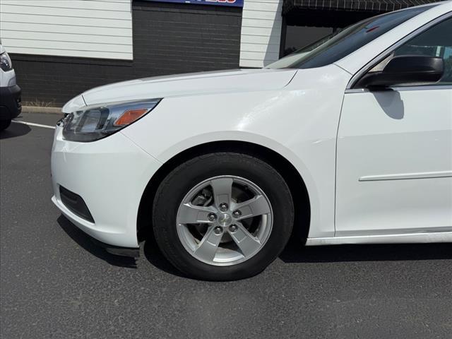 used 2015 Chevrolet Malibu car, priced at $11,888