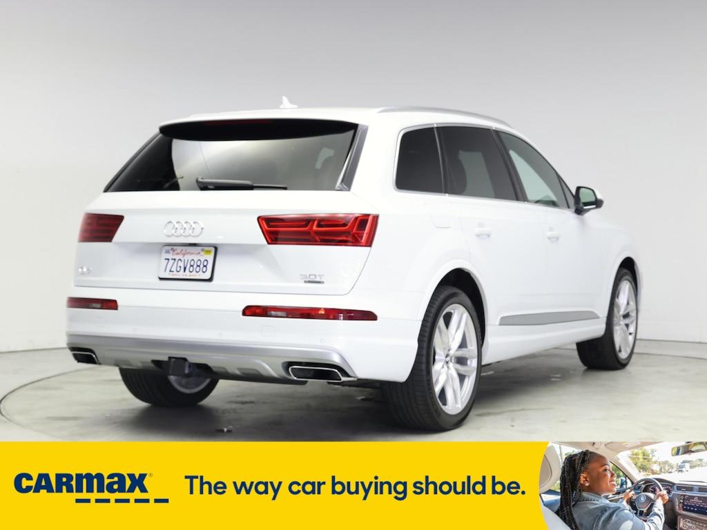 used 2017 Audi Q7 car, priced at $31,998
