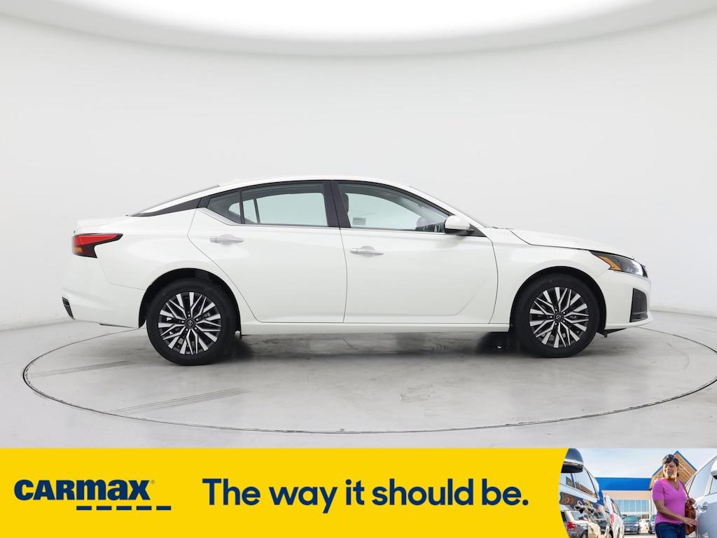 used 2023 Nissan Altima car, priced at $24,998