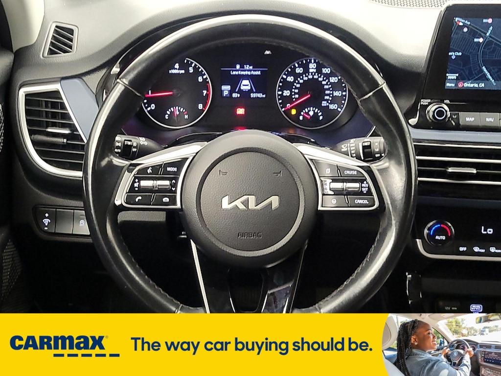 used 2022 Kia Seltos car, priced at $19,998