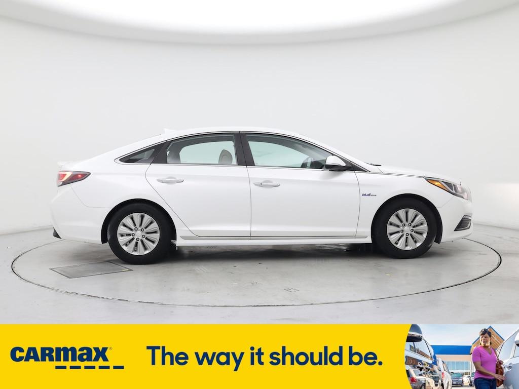 used 2016 Hyundai Sonata Hybrid car, priced at $12,998