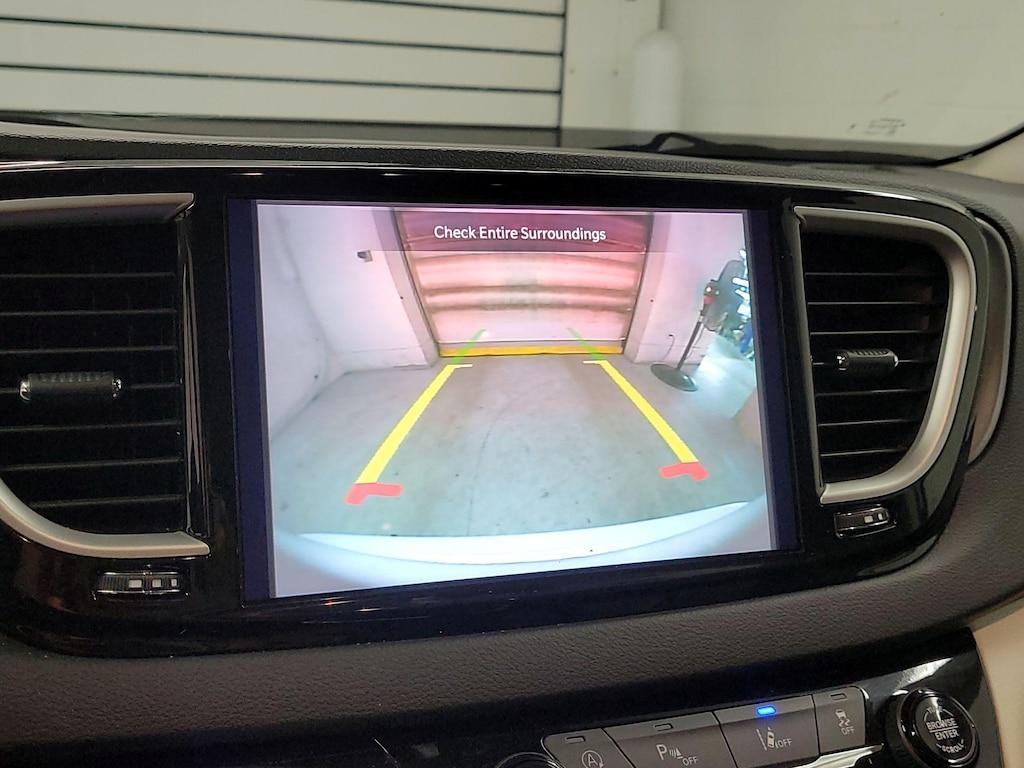 used 2023 Chrysler Pacifica car, priced at $24,998