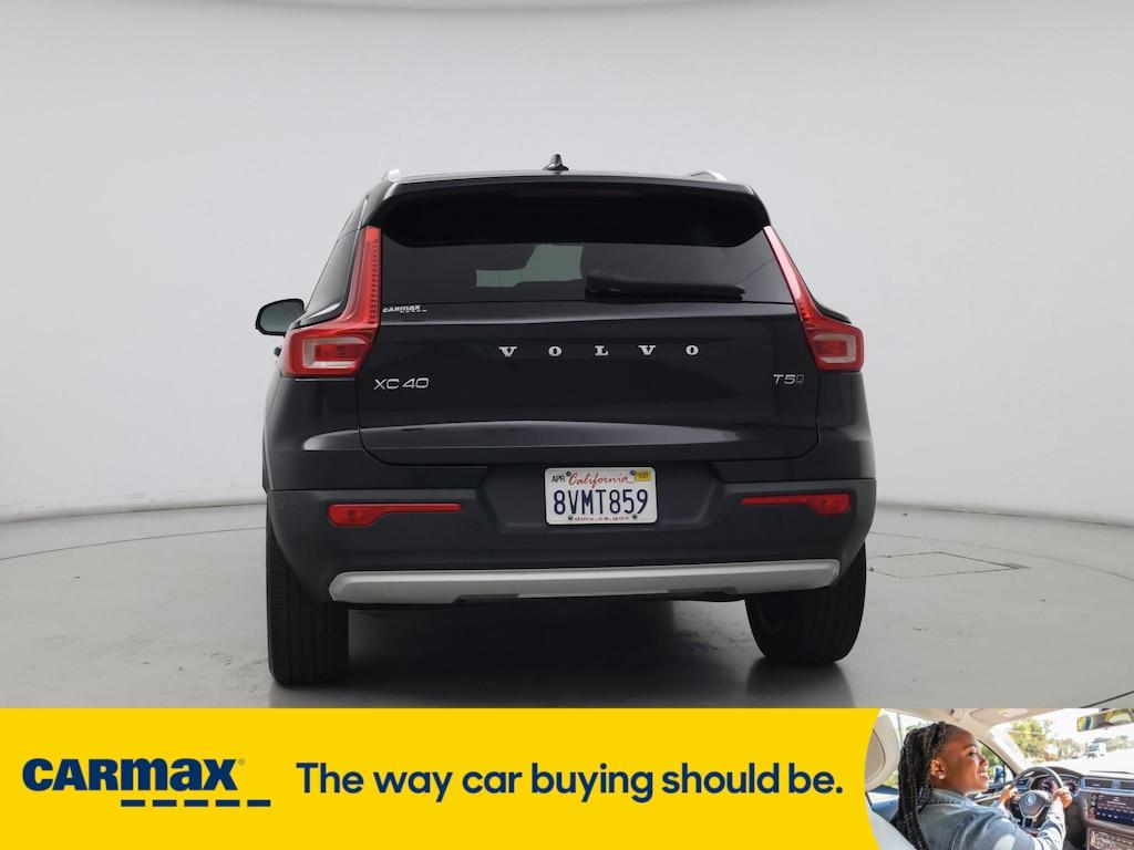 used 2021 Volvo XC40 car, priced at $28,998