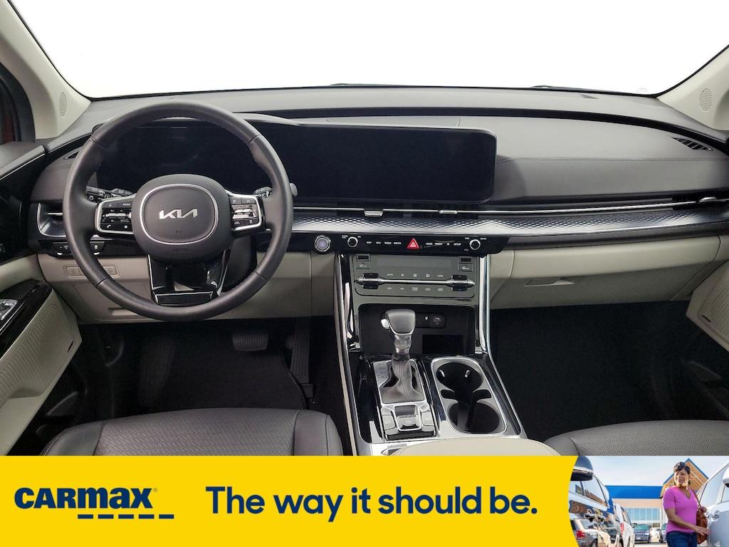 used 2024 Kia Carnival car, priced at $42,998