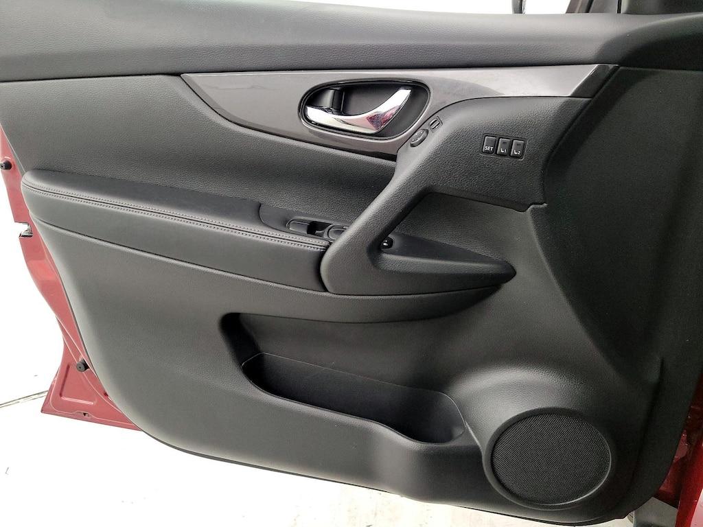 used 2019 Nissan Rogue car, priced at $18,998