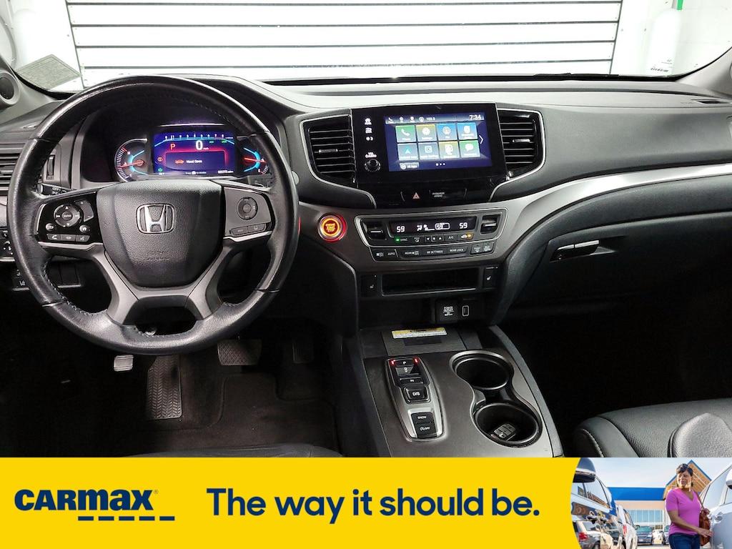 used 2021 Honda Pilot car, priced at $31,998