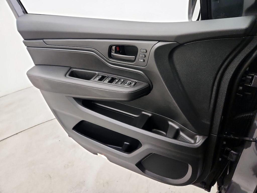 used 2023 Honda Odyssey car, priced at $37,998