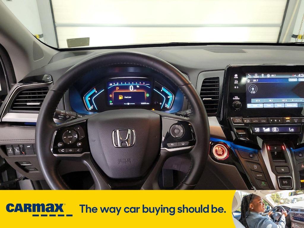 used 2023 Honda Odyssey car, priced at $39,998