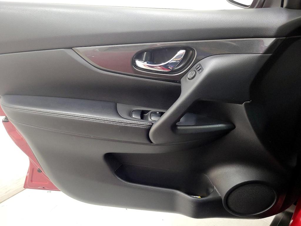 used 2017 Nissan Rogue car, priced at $16,998