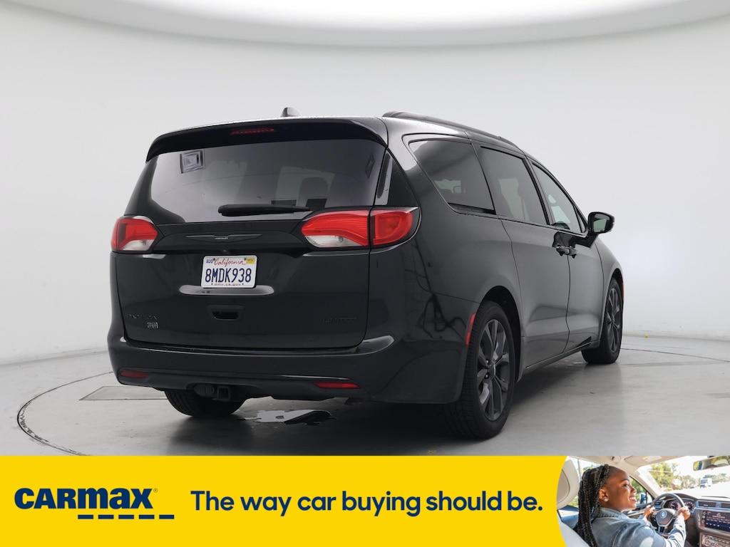 used 2019 Chrysler Pacifica car, priced at $26,998